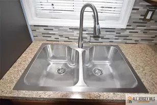 99 Main St, Sayreville, NJ 08872 - Photo 5