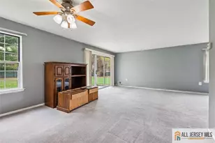 15 Lindsey Cir, Old Bridge Township, NJ 08857 - Photo 7