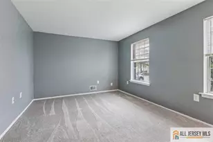 15 Lindsey Cir, Old Bridge Township, NJ 08857 - Photo 17