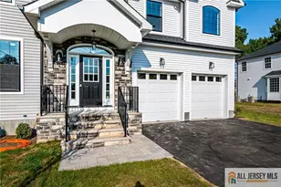 10 Hector Ave, Edison, NJ 08817 - Photo 3