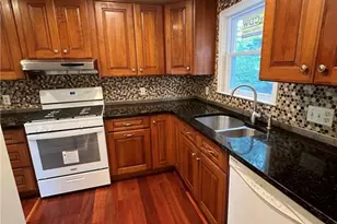 400 Rivercrest Dr, Piscataway Township, NJ 08854 - Photo 11