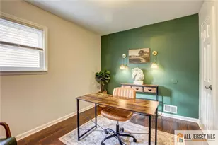 22 Mansfield Ave, East Brunswick Township, NJ 08816 - Photo 17