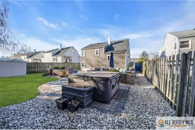 10 Lily Street, Sayreville, NJ 08859 - Photo 31