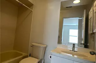 46 Lear Ct, East Brunswick Township, NJ 08816 - Photo 7