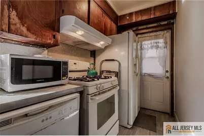 248 W 3rd Avenue, Roselle, NJ 07203 - Photo 17