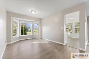 18 Benjamin Franklin Dr, Monroe Township, NJ 08831 - Photo 7