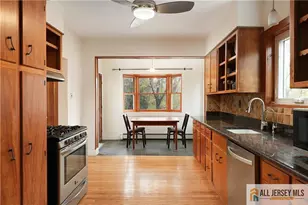 100 Lawrence Ave, Highland Park, NJ 08904 - Photo 15