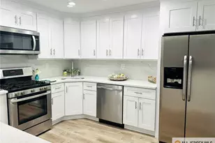 16 Gerard Pl, , NJ 08859 - Photo 9