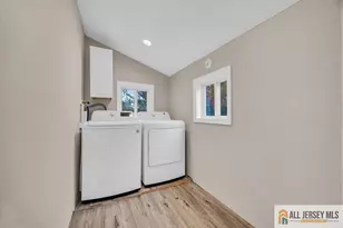 34 Maple Ave, Edison, NJ 08837 - Photo 19