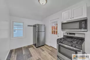 34 Maple Ave, Edison, NJ 08837 - Photo 13