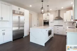 1 Michael Ct, North Brunswick Township, NJ 08902 - Photo 27