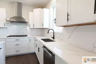 1 Michael Ct, North Brunswick Township, NJ 08902 - Photo 25