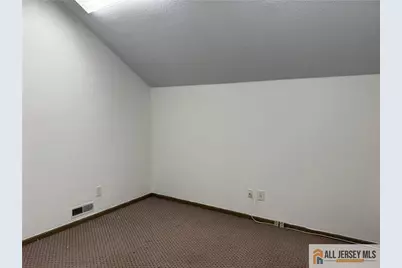 52 Brunswick Woods Drive, East Brunswick Township, NJ 08816 - Photo 7