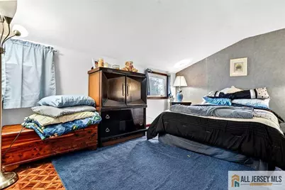 84 S Inman Avenue, Avenel, NJ 07001 - Photo 13