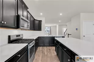 504 E International Rd, Monroe Township, NJ 08831 - Photo 9