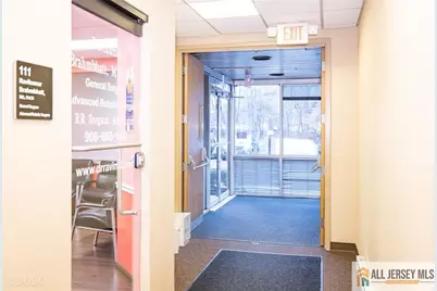 2 State Route 27 Highway #100, Edison, NJ 08820 - Photo 57