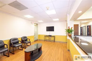 2 State Route 27 Hwy, Edison, NJ 08820 - Photo 3