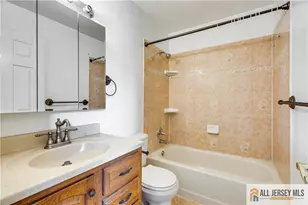 49 Tanglewood Ct, South Brunswick Township, NJ 08852 - Photo 15