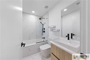 2 Harbor Front Plaza, Elizabeth, NJ 07206 - Photo 17