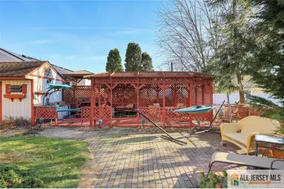 245 Carteret Avenue, Carteret, NJ 07008 - Photo 43