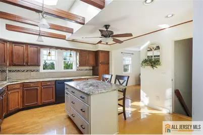 245 Carteret Avenue, Carteret, NJ 07008 - Photo 21