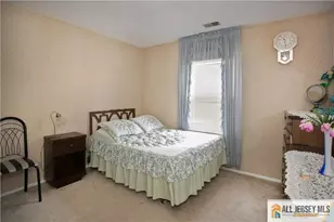 15 Clemmens Ct, Edison, NJ 08820 - Photo 11