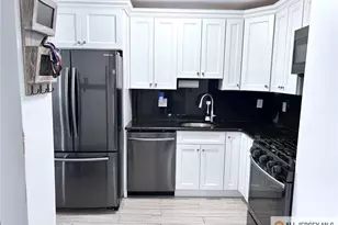 532 Cricket Ln, Woodbridge Township, NJ 07095 - Photo 7