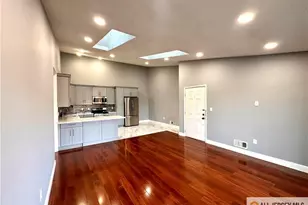 341 Wimbeldon Ct, North Brunswick Township, NJ 08902 - Photo 5