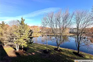 341 Wimbeldon Ct, North Brunswick Township, NJ 08902 - Photo 15