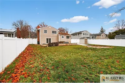 707 Warfield Road, North Plainfield, NJ 07063 - Photo 27