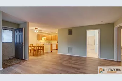 3 E Wycoff Way #3, East Brunswick Township, NJ 08816 - Photo 17