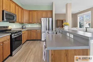 7 Liedtke Dr, Cranbury Township, NJ 08512 - Photo 15