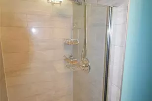 49 Farnham Square, Sayreville, NJ 08859 - Photo 9