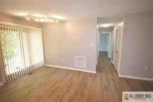 49 Farnham Square, Sayreville, NJ 08859 - Photo 7