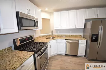 49 Farnham Square, Sayreville, NJ 08859 - Photo 1