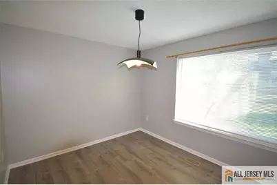 49 Farnham Square, Sayreville, NJ 08859 - Photo 13