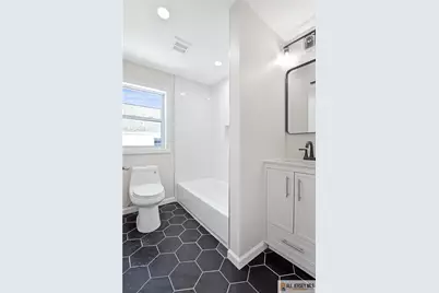 24 John Street, Helmetta, NJ 08828 - Photo 9