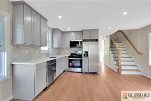 24 John St, Helmetta, NJ 08828 - Photo 3