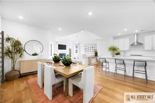 11 Wembley Ct, Monroe Township, NJ 08831 - Photo 1