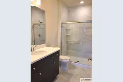 711 Greenland Square #711, Highland Park, NJ 08904 - Photo 27