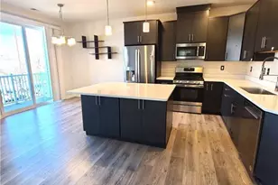 711 Greenland Square, Highland Park, NJ 08904 - Photo 9