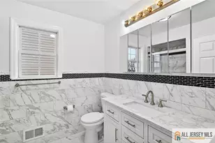 63 Scarlet Dr, Sayreville, NJ 08859 - Photo 23