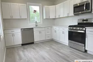 588 Livingston Ave, North Brunswick Township, NJ 08902 - Photo 5