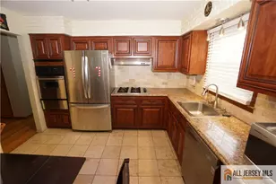 348 W Emerson Ave, Rahway, NJ 08865 - Photo 9