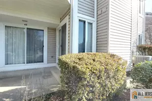 45 Farnham Square, Sayreville, NJ 08872 - Photo 15