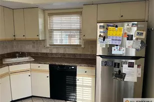 27 Benjamin Franklin Dr, Monroe Township, NJ 08831 - Photo 7