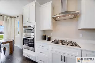 94 Fillmore Dr, Monroe Township, NJ 08831 - Photo 11