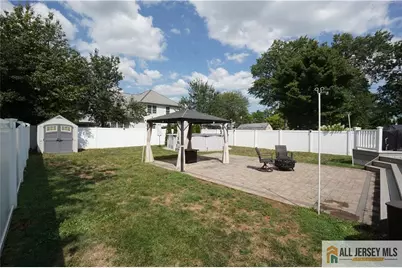 40 W Hill Road, Colonia, NJ 07067 - Photo 17