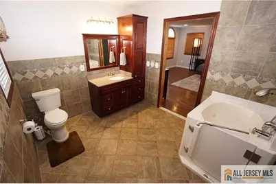 40 W Hill Road, Colonia, NJ 07067 - Photo 37