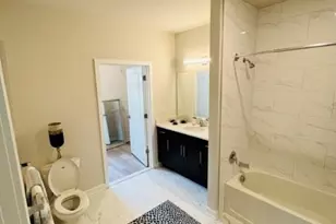 463 Old Post Rd, Edison, NJ 08817 - Photo 11